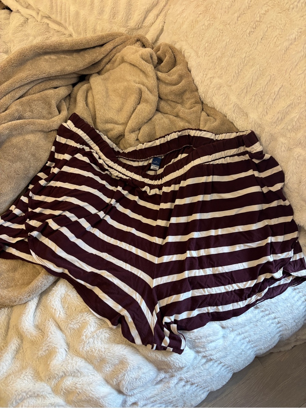 Women’s Striped Sleep Shorts - Burgundy & White
